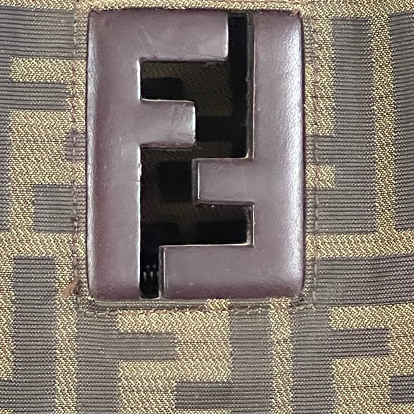 FENDI Zucca Tote - Picture 2 of 14